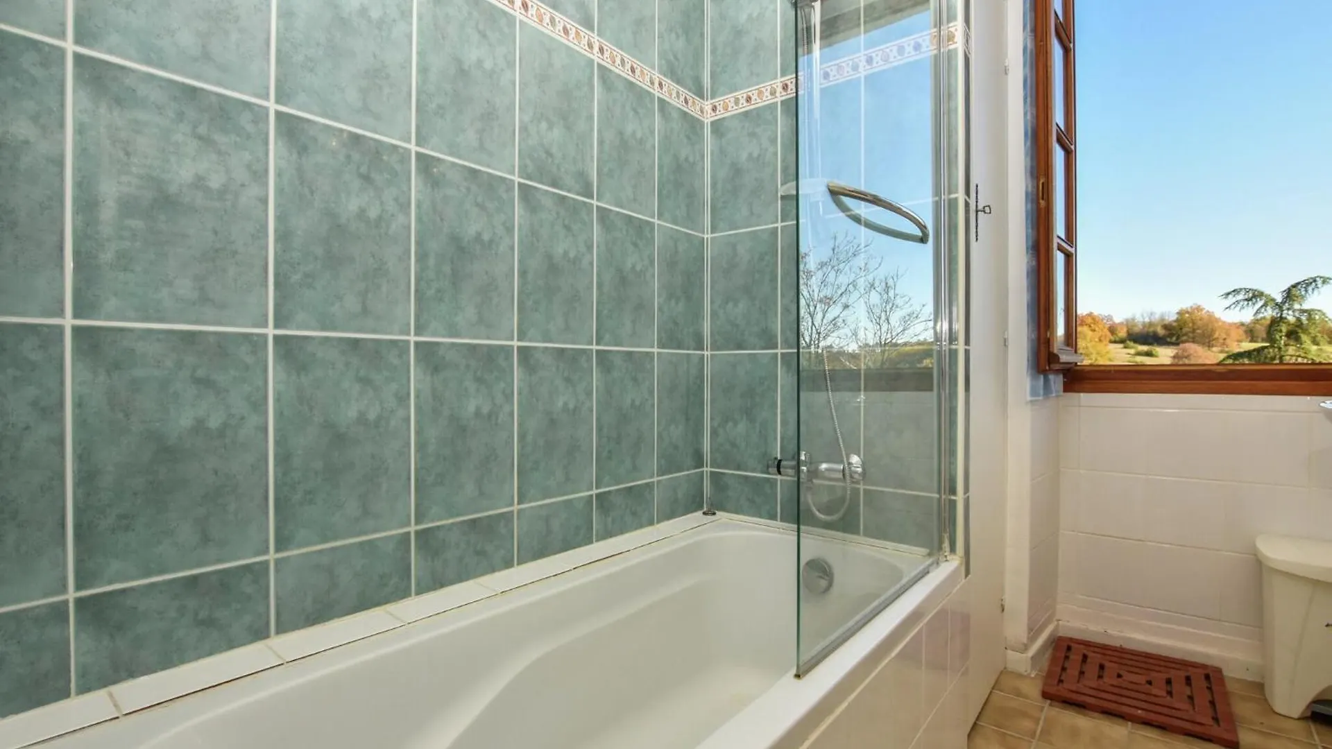 Beautiful Holiday Home Near The Forest, Cleaning Included Montfaucon